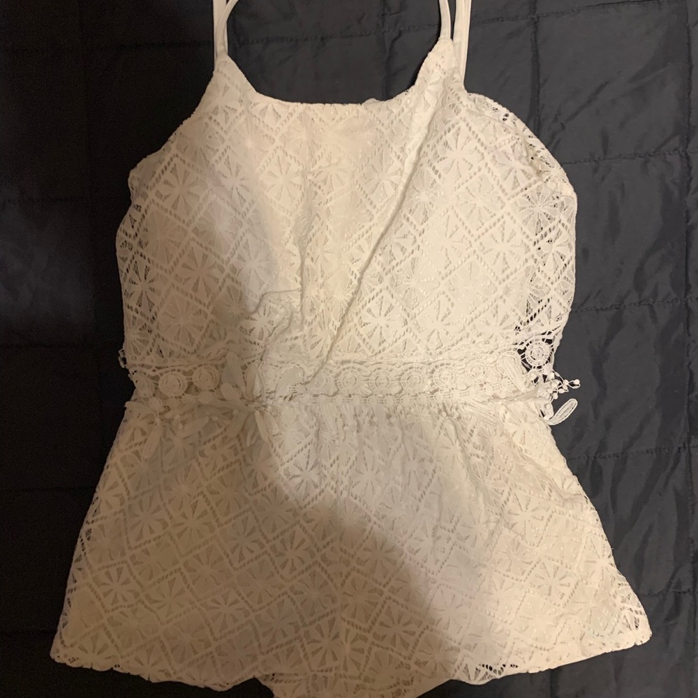 White almost famous jumper size med